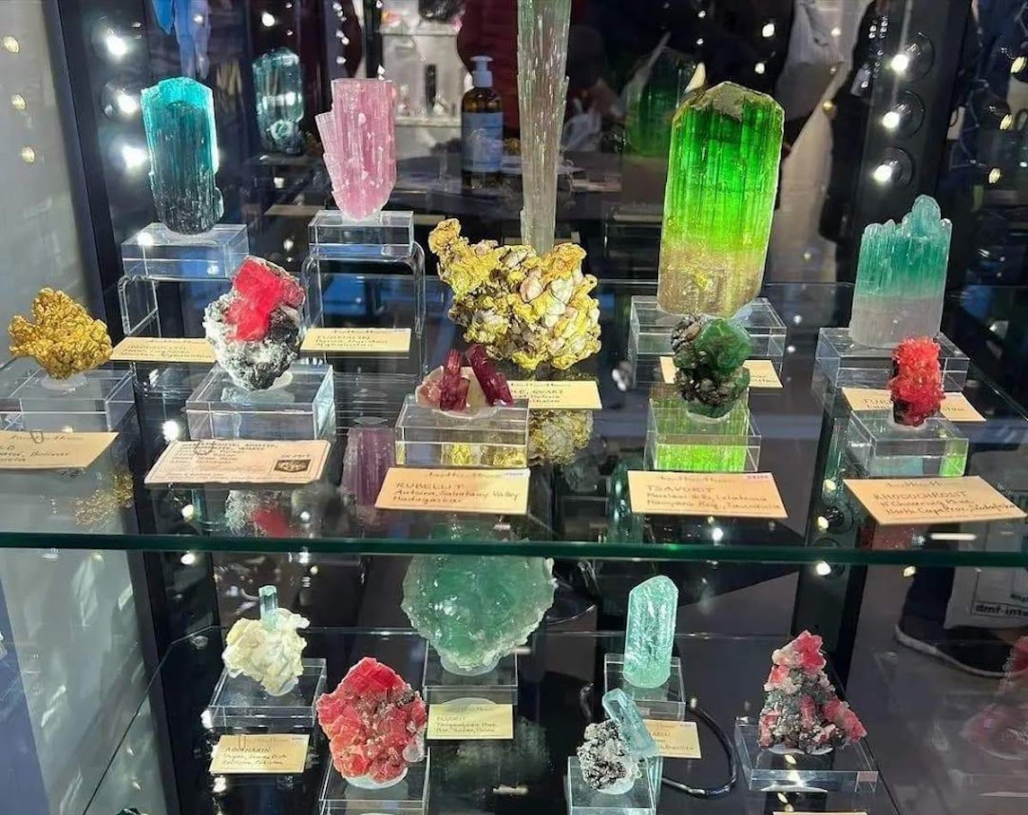 Top Gemstone & Mineral Shows In the USA Geology In